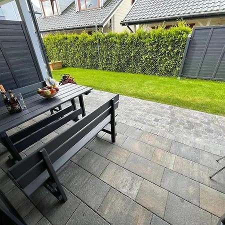 Сasa de vacaciones With Terrace, Sauna Sianożęty
