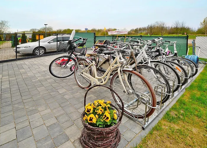 Prázdninový dům With Terrace, Sauna